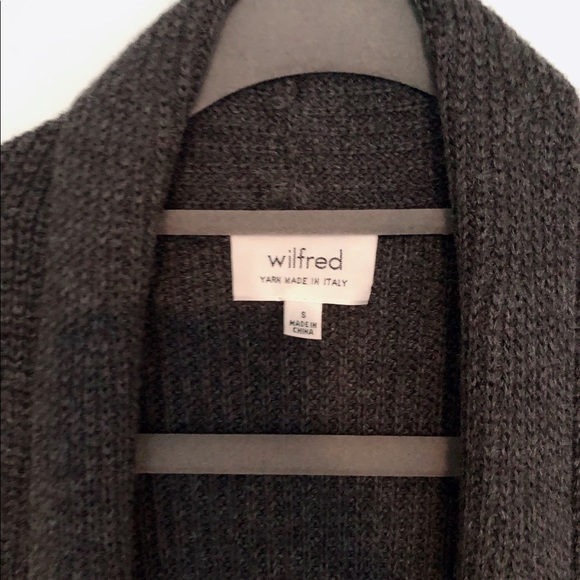 SOLD!!!Wilfred Olivie charcoal cardigan - Picture 6 of 9